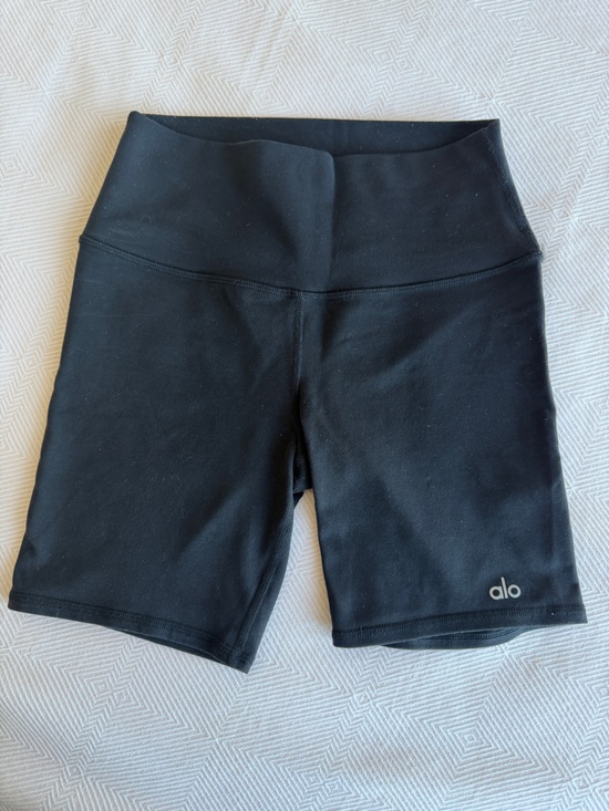 ALO Yoga Pants - ALO Yoga Black High-Waist Athletic Bike Shorts